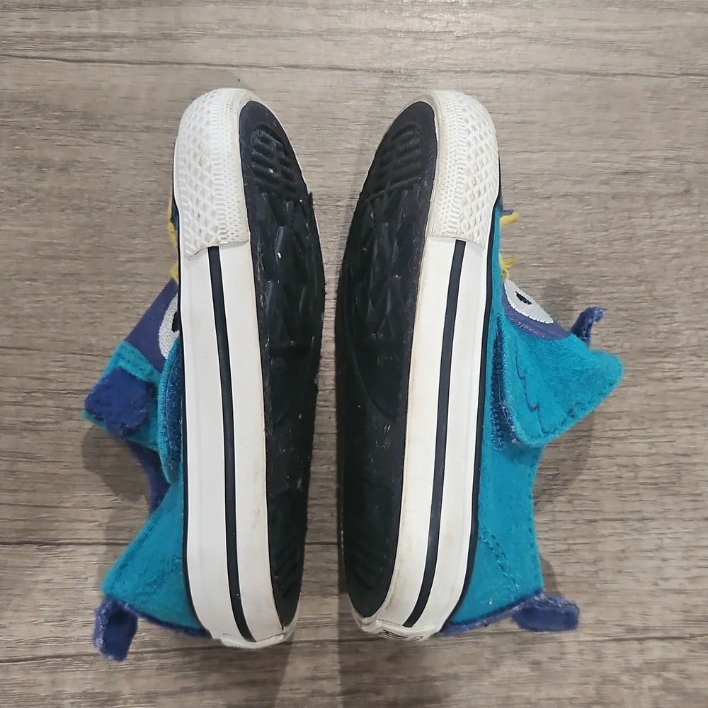 Converse Kids angry Birds Blue & Yellow Character Sneakers size 3